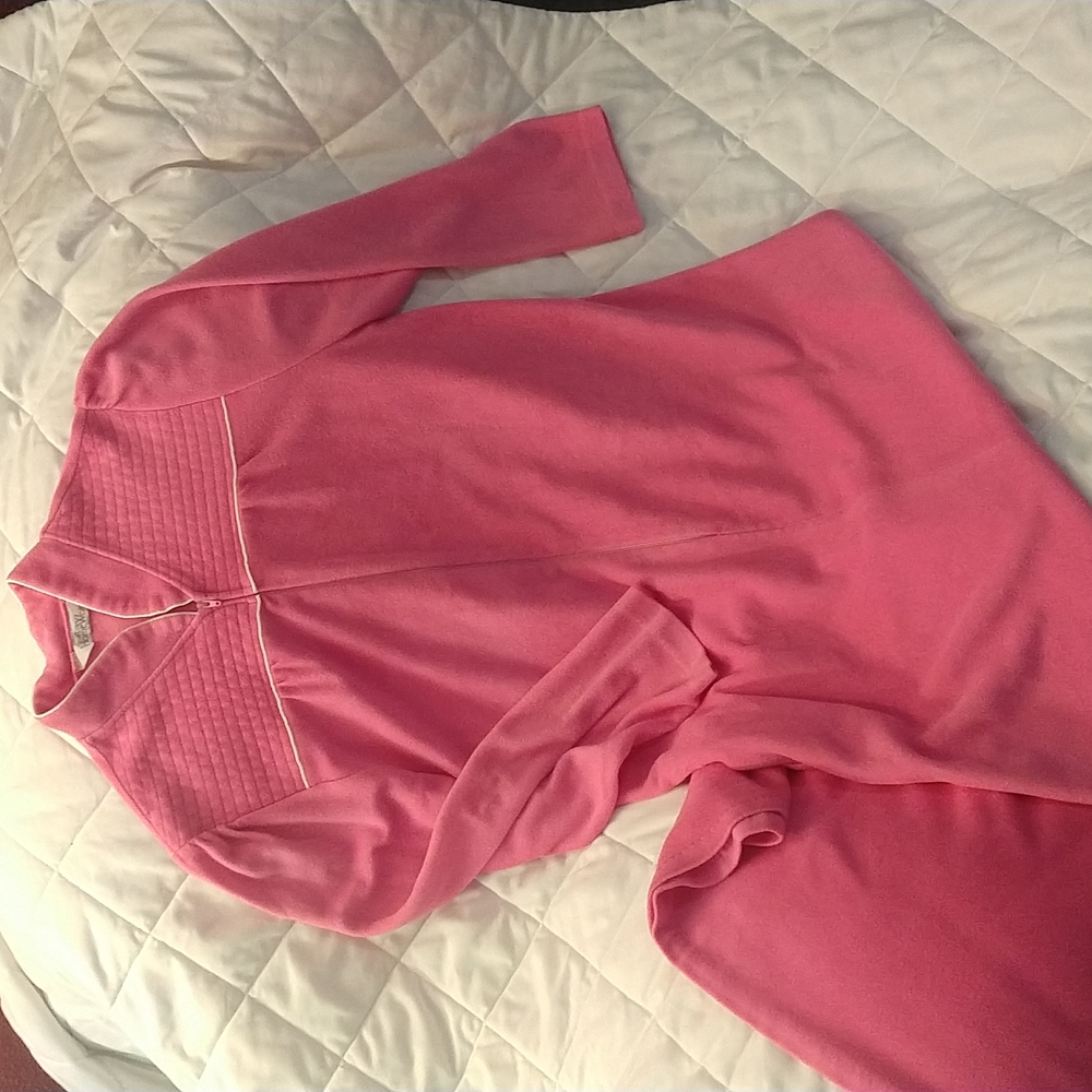 Women's pink night gown moomoo